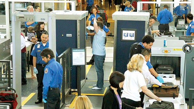 Vameșii au pierdut 700.000 euro confiscați pe Aeroportul Otopeni. Banii au dispărut fără urmă