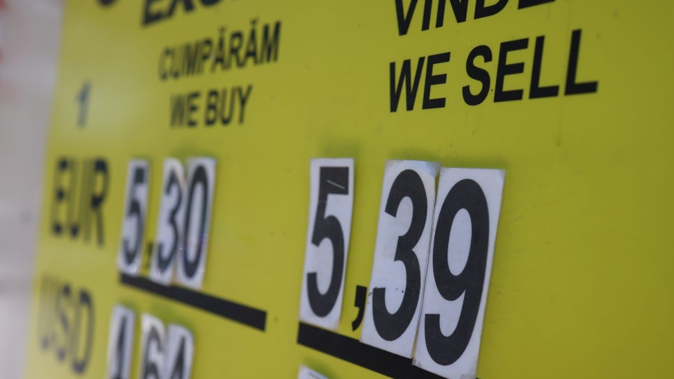 Euro atinge un nou record anunță BNR conform cursului valutar de vineri 2 octombrie