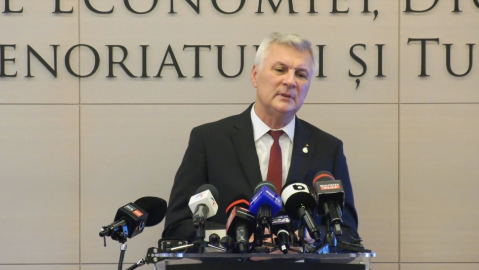 Ministrul Economiei Daniel Zamfir cere fuziuni între Poșta Română și Romfilatelia Plafar și Salrom și între Telegondola Mamaia și SC Mamaia. Anunț privind multinaționalele
