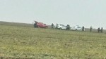 Resturi de dronă descoperite pe un câmp din judeţul Buzău. Primarul nu știe când ar fi căzut Noi auzim mereu bubuituri și zgomote de avioane