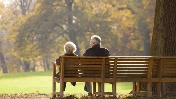 România îmbătrânește rapid Numărul persoanelor în vârstă de 65 de ani și peste a ajuns la 39 milioane 205 din populația rezidentă. Zonele cele mai afectate