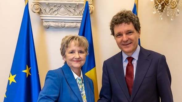 Nicușor Dan confirmă că relația României cu SUA se consolidează permanent Inclusiv în sfera educației prin inițiative cu rezultate remarcabile precum Future Leaders Exchang