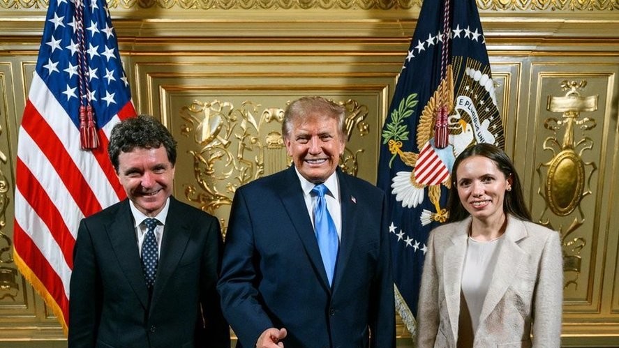 Nicușor Dan fotografie la New York alături de Donald Trump. Recepție pentru Adunarea Generală ONU Ambiția noastră este clară să colaborăm cu Președintele Trump