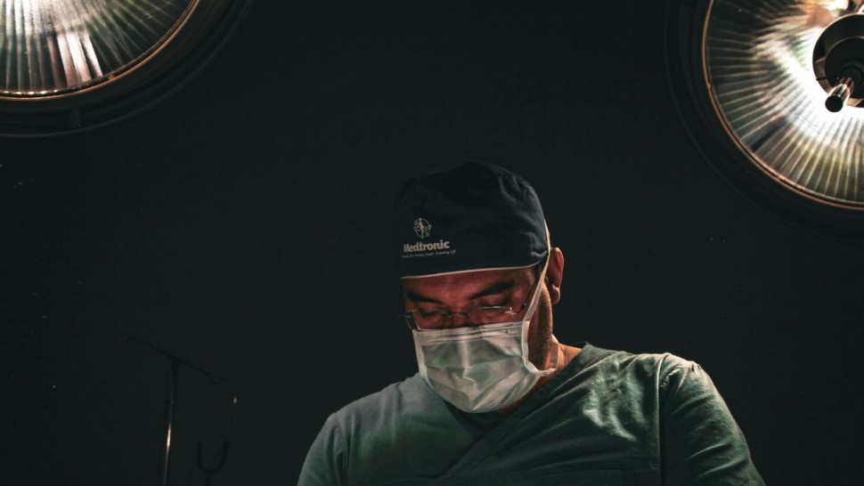 Un chirurg a dezvăluit care sunt cei cinci factori care scurtează viața unui om. Ce trebuie să știe orice persoană pentru a avea grijă de sănătatea ei